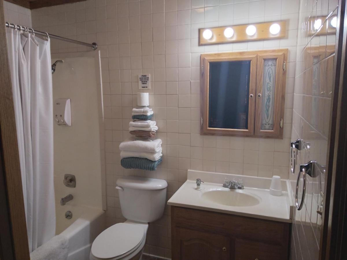 Comfort Zone Inn Rothsay 외부 사진